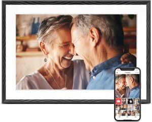 Smart Digital Picture Frame for Couples